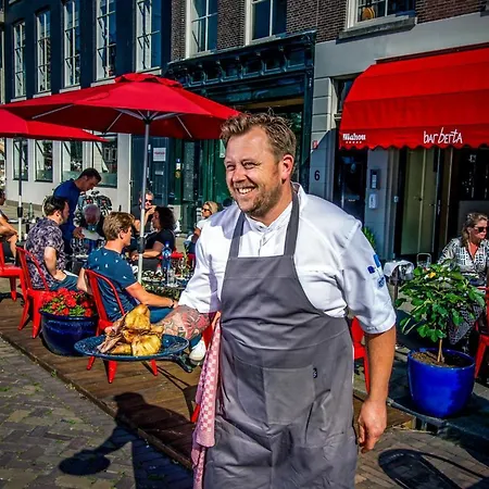 Luxurious Studio In Monumental Warehouse Rotterdam